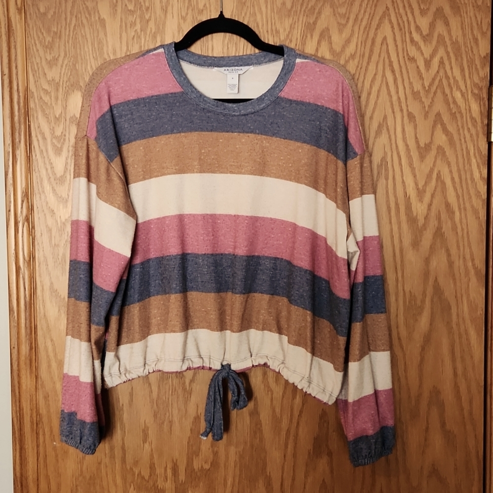 Arizona long sleeve cropped top, size medium